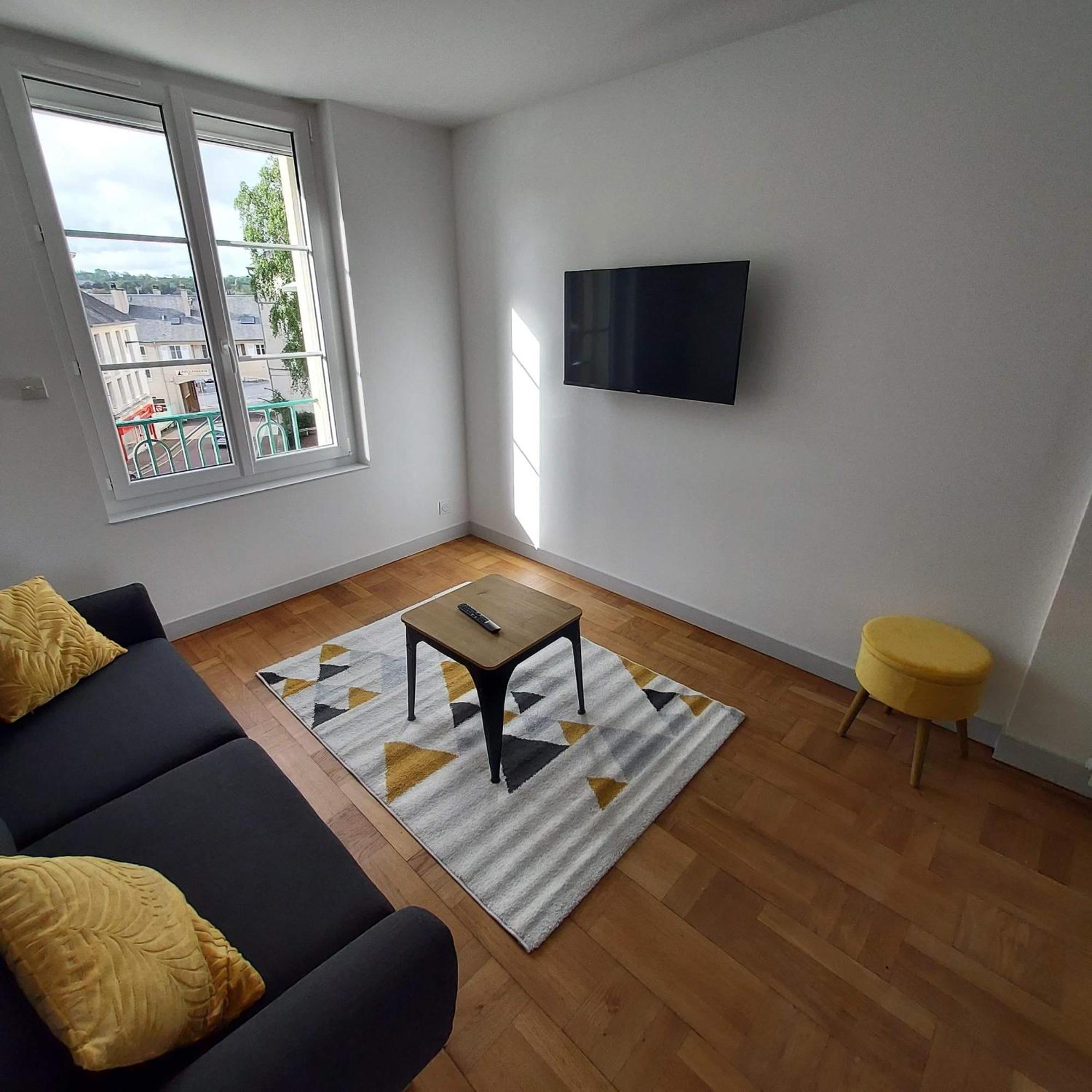 Superbe F2 Refait A Neuf Plein Centre Apartment Coutances